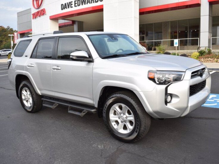 Thumbnail Photo undefined for 2020 Toyota 4Runner